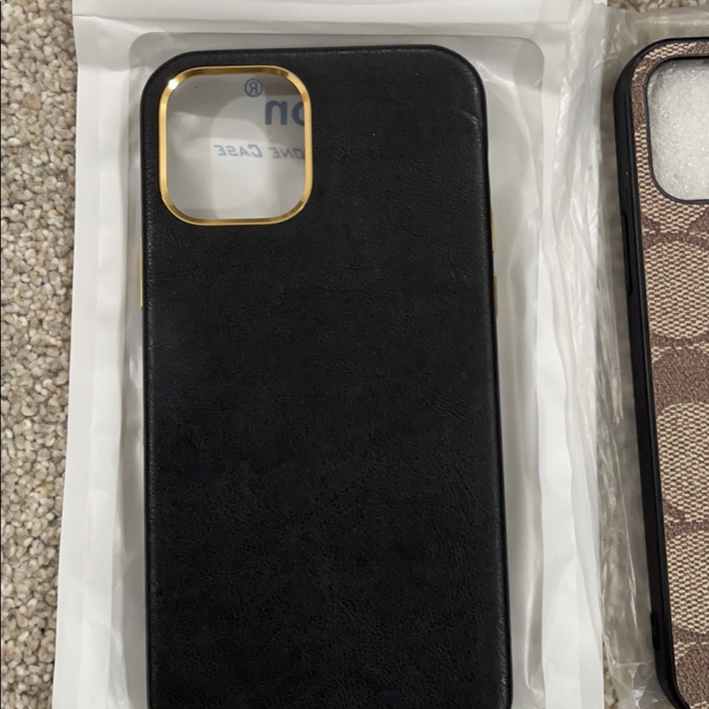Black iPhone 12 case